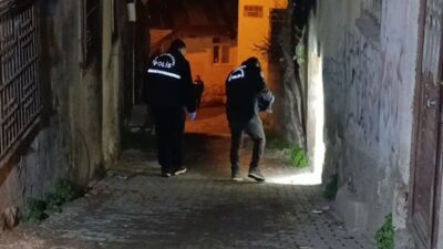 Kahramanmaraş’ın Onikişubat ilçesinde 4 kişi tarafından darp edilen bir kişi,