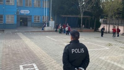 Kahta ilçesinde güvenlik önlemleri artırıldı. Polis ekipleri, ilçe genelindeki okul