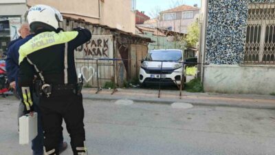 Bafra ilçesinde kaldırıma yerleştirilen seyyar bariyerlerin sebep olduğu bir kazada