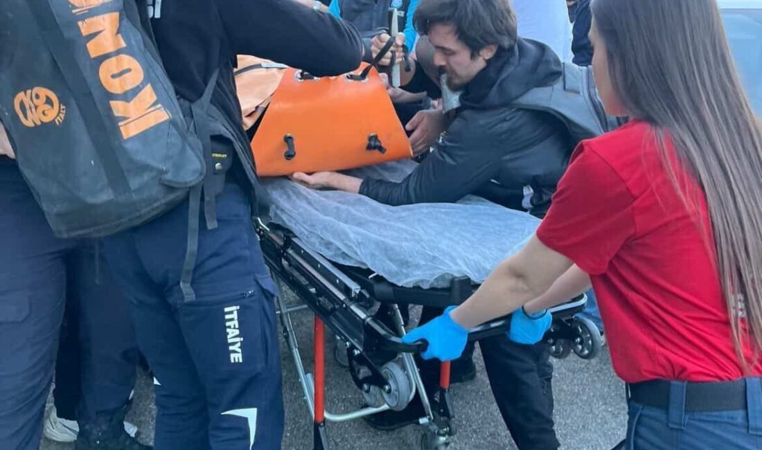 Bursa’nın Yıldırım ilçesinde bir erkek cesedi dere yatağında bulundu. Yetkililer,