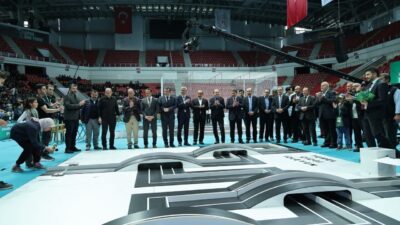 Karatay’da üçüncü kez düzenlenen robotik ve teknoloji festivali başladı. Konya’nın