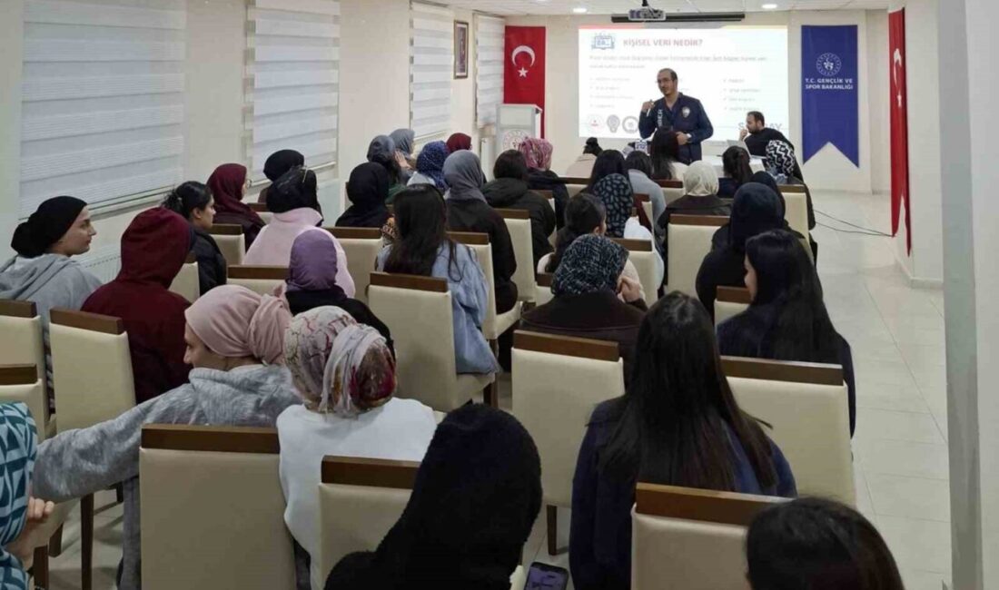 Kars İl Emniyet Müdürlüğü, Siber Suçlarla Mücadele Şube Müdürlüğü ekipleri,