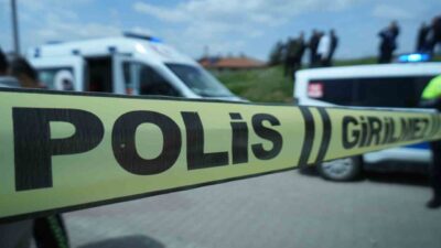 Kırıkkale’de bir sürücü, kasksız şekilde kullandığı elektrikli motosikletle bahçe duvarına