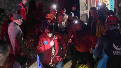 Kastamonu’nun Küre ilçesinde dağlık bir alanda gezerken dengesini kaybedip uçuruma