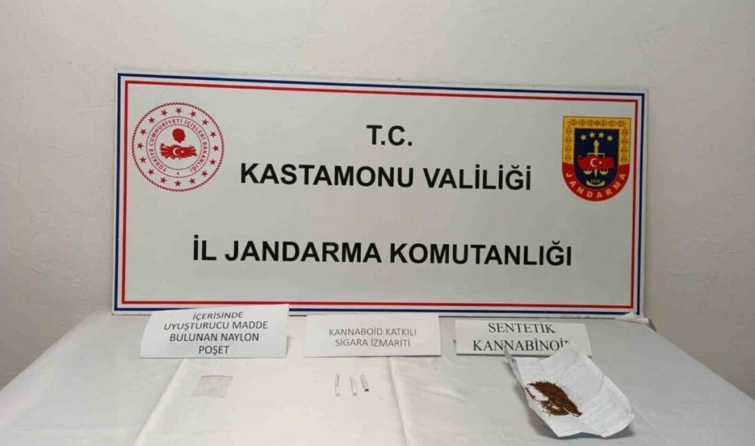 Kastamonu’da jandarma ekipleri tarafından yapılan uyuşturucu operasyonlarında 5 kişi gözaltına