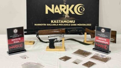 Kastamonu’da polis tarafından yapılan bir operasyonda 5 kişi uyuşturucu satıcılığı