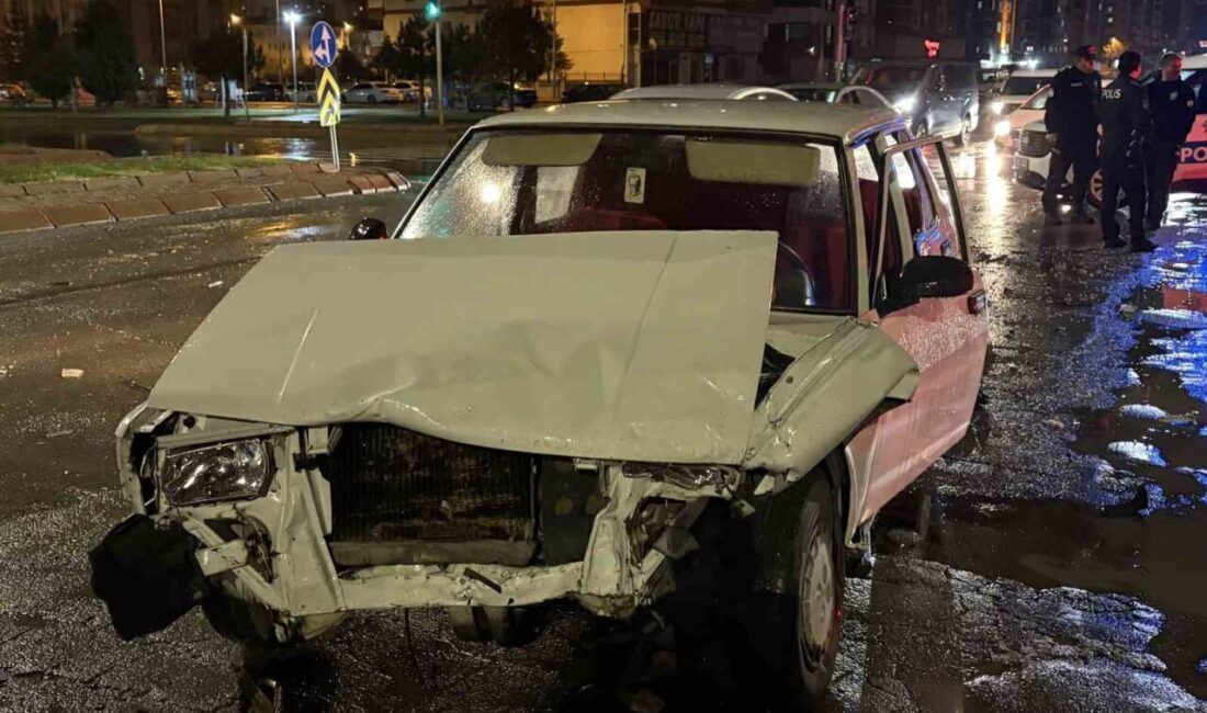 Kocasinan ilçesinde meydana gelen trafik kazasında yaralanan olmazken, kazaya karışan