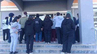 Kırşehir’de, 14 okulda gerçekleştirilen bursluluk sınavına toplam 3 bin 423