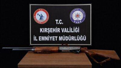 Kırşehir’de polis ekipleri tarafından gerçekleştirilen bir operasyonda ruhsatsız tabanca, av