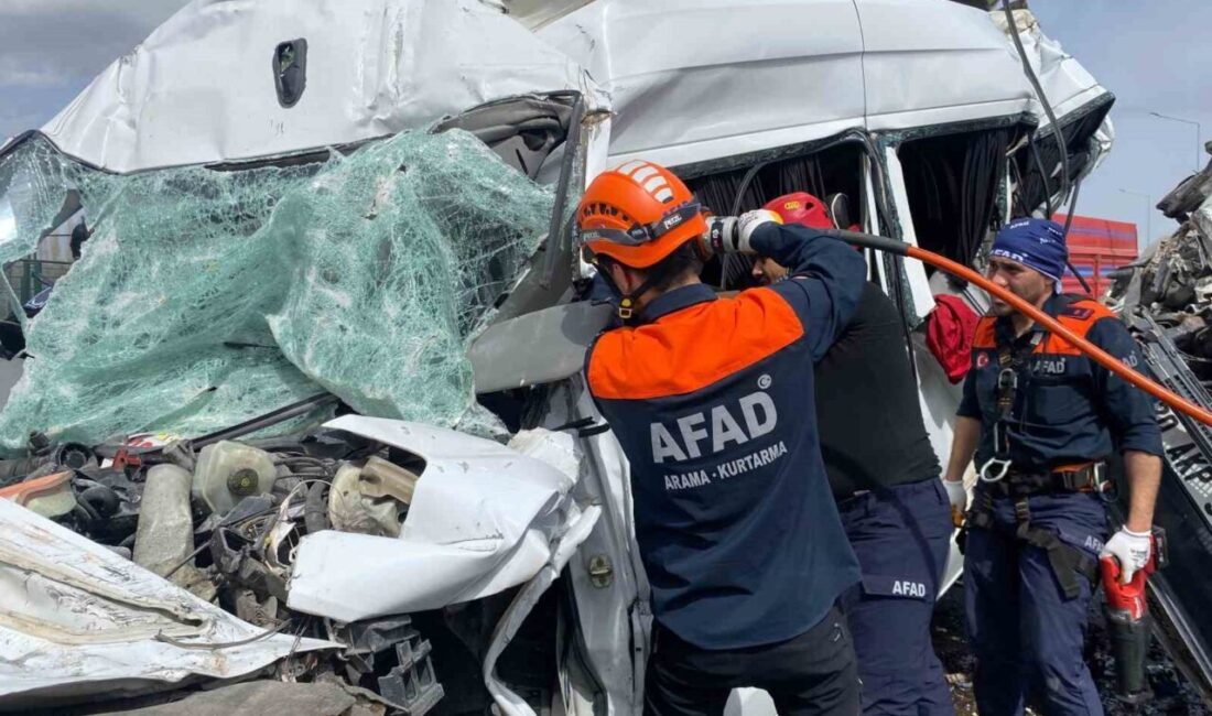 Kırşehir’in Mucur ilçesinde bugün meydana gelen zincirleme trafik kazasında 1’i
