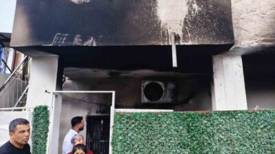 Mersin’in Tarsus ilçesinde bir evde klima patlaması sonucu yangın çıktı.