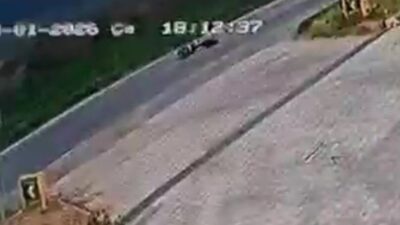 Bir trafik kazası, Bilecik’te bir akaryakıt istasyonundan çıkan bir motosikletin