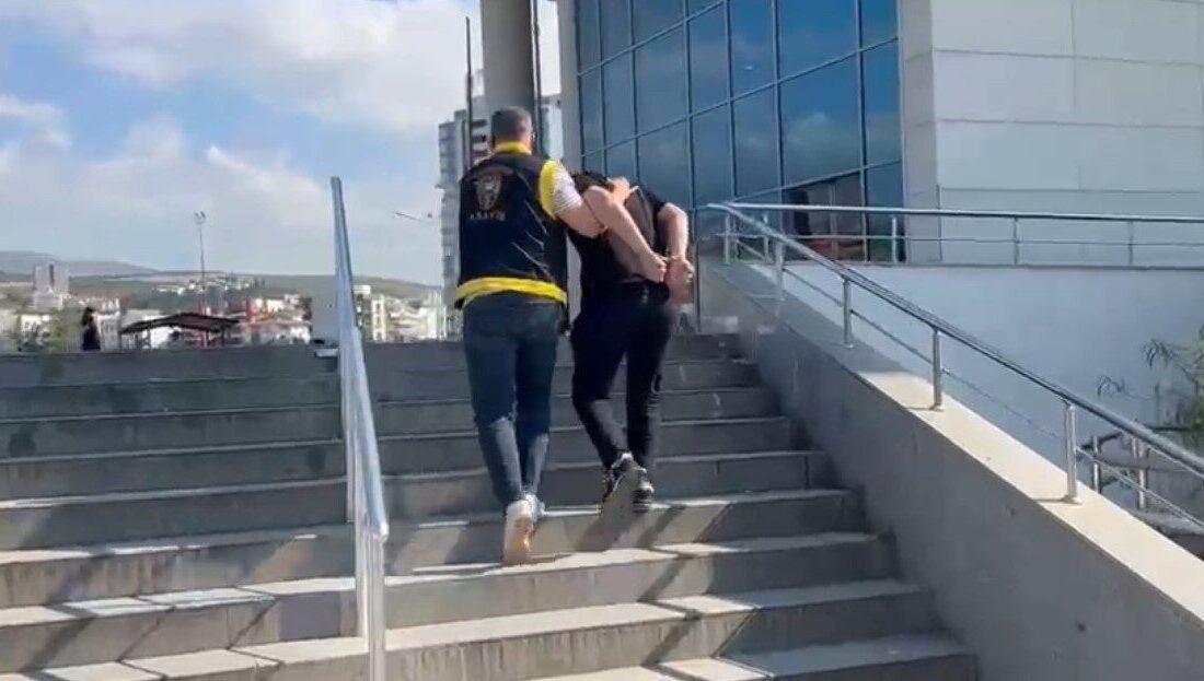 Hatay’da, “nitelikli olarak konut dokunulmazlığını ihlal etme” suçundan mahkum edilen