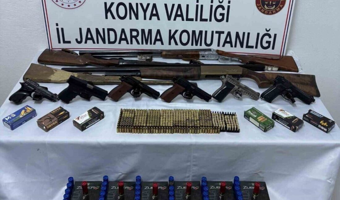 Konya’da Jandarma ekipleri tarafından gerçekleştirilen operasyonlarda büyük miktarda silah ve