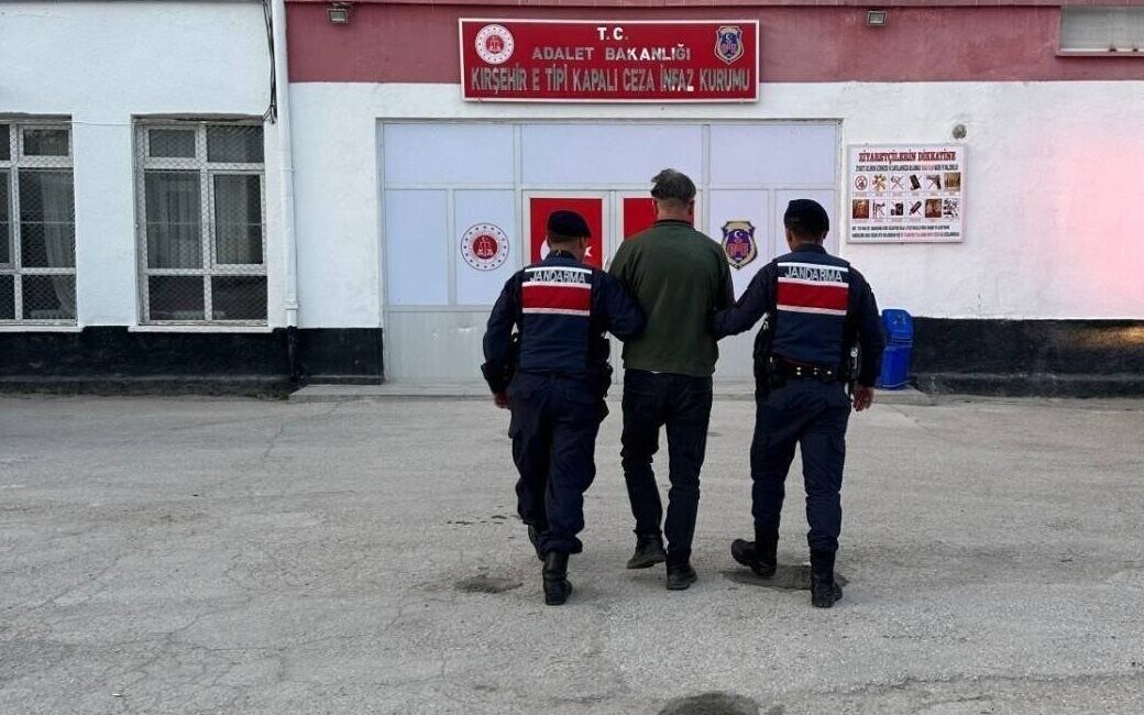 Kırşehir’de, Kaman ilçesinde gerçekleşen bir olayda, bir kişi av tüfeğiyle