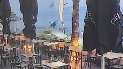 Kuşadası’nda meydana gelen bir trafik kazasında, alkollü bir sürücünün elektrikli