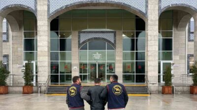 Kütahya İl Jandarma Komutanlığı ekipleri, baz istasyonundan kablo çalarak suçüstü