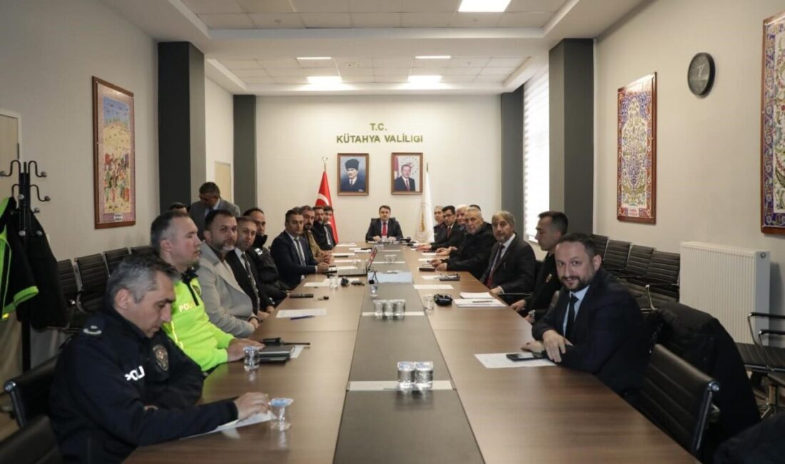 Kütahya İl Spor Güvenlik Kurulu Toplantısı, Kütahya Valisi Musa Işın’ın