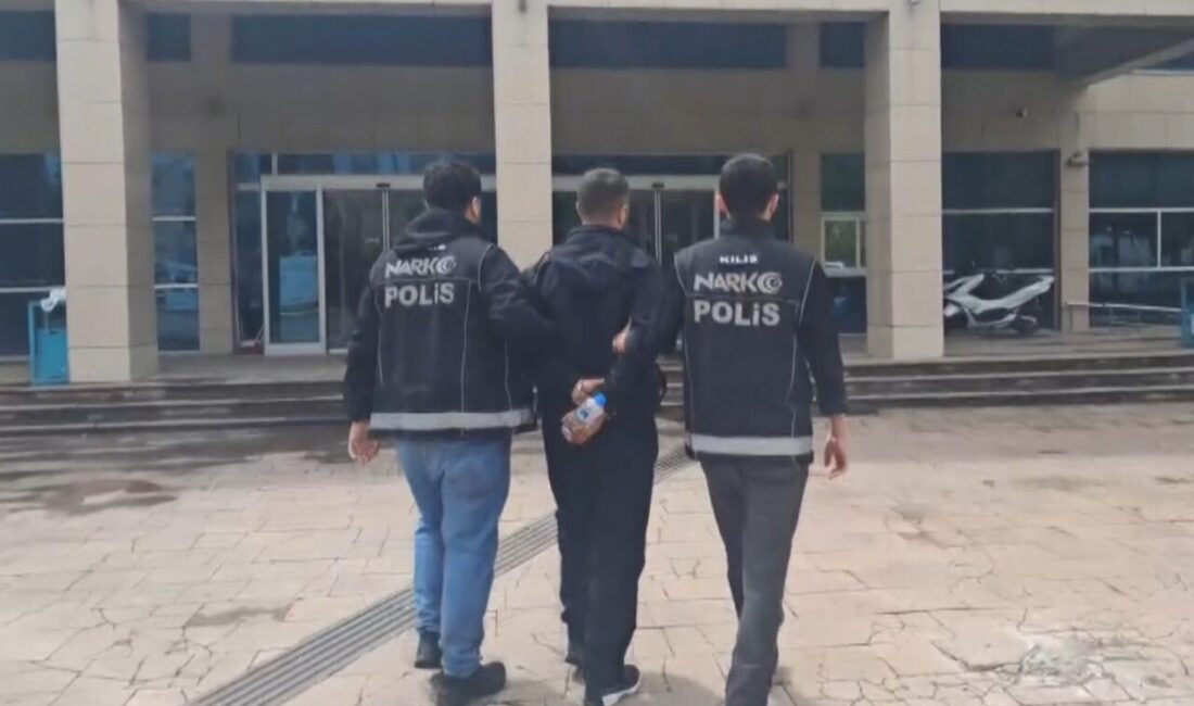 Kilis’te narkotik polis ekipleri tarafından düzenlenen operasyonda, aranan ve evinde