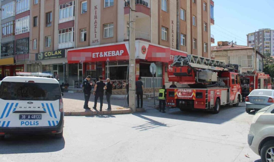 Melikgazi ilçesinde bulunan bir lokantanın bacasında meydana gelen yangın, itfaiye