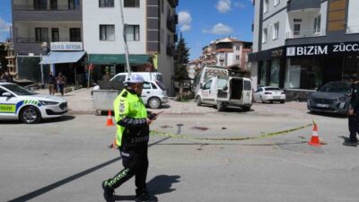 Malatya’da bugün öğle saatlerinde yaşanan bir olayda, yolun karşısına geçmeye