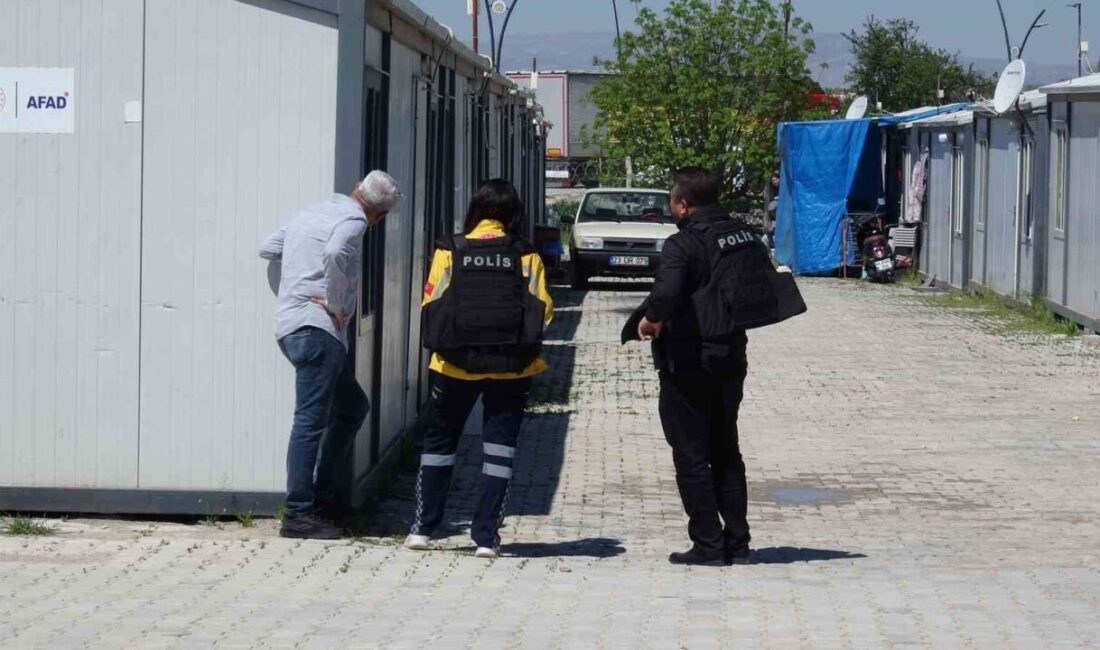 Malatya’da bir genç, kendisini konteynere kilitleyerek polis ekiplerini harekete geçirdi.