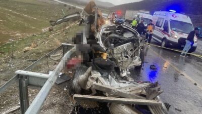 Malatya’da meydana gelen trafik kazasında hayatını kaybedenlerin kimlikleri belirlendi. Kazada,