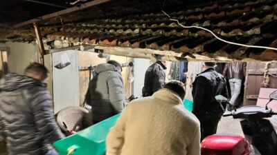 Manisa’nın Kula ilçesinde yalnız yaşayan 53 yaşındaki bir kişi, evinde