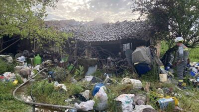 Manisa’nın Alaşehir ilçesinde bir evde çıkan yangın sonucunda bir kişinin