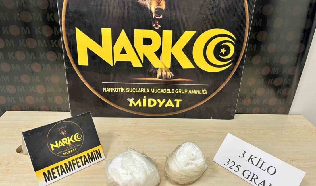Mardin’in Midyat ilçesinde uyuşturucu ticaretine yönelik yapılan operasyonda 3 kilo