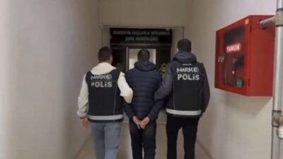 Bingöl’de gerçekleştirilen operasyonda, mide ve bağırsaklarında uyuşturucu madde bulunduran bir