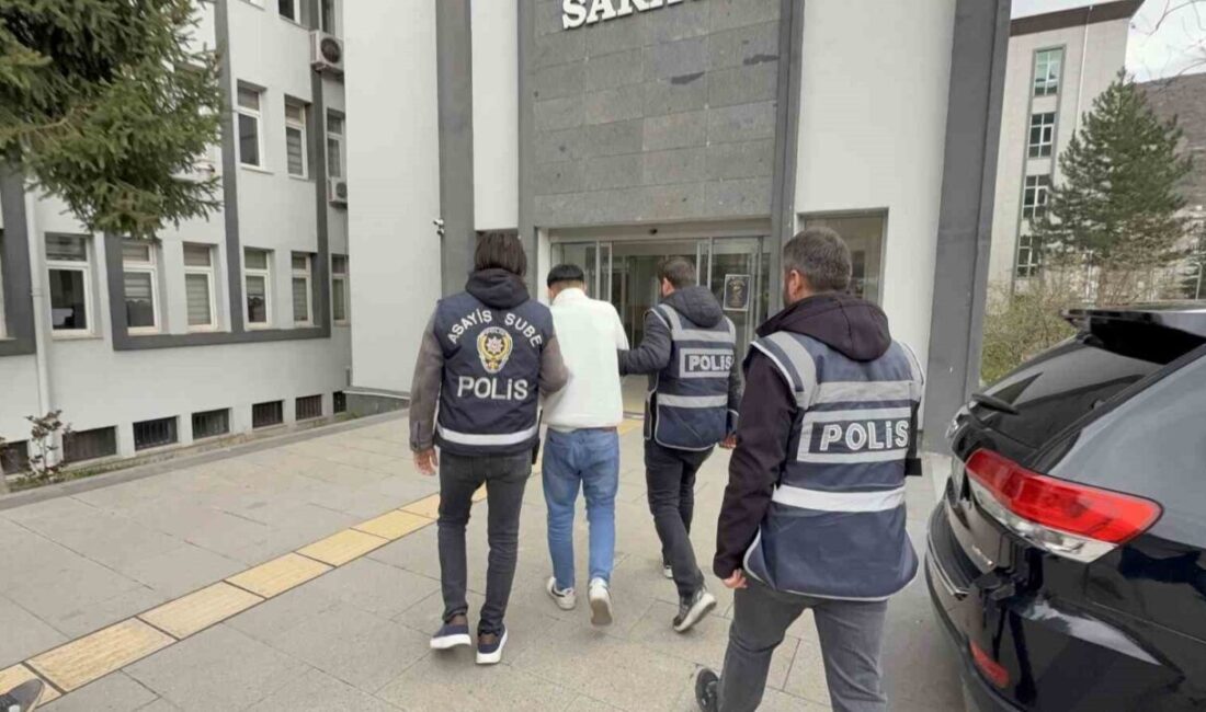 Tokat’ta yaşanan olayda, bir dolandırıcı, telefonla 76 yaşındaki bir kadına