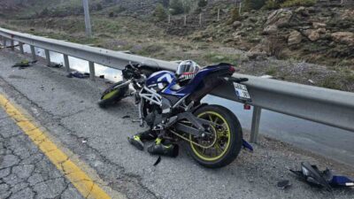 Melikgazi ilçesinde meydana gelen bir kaza, motosiklet sürücüsünün kontrolünü kaybetmesi