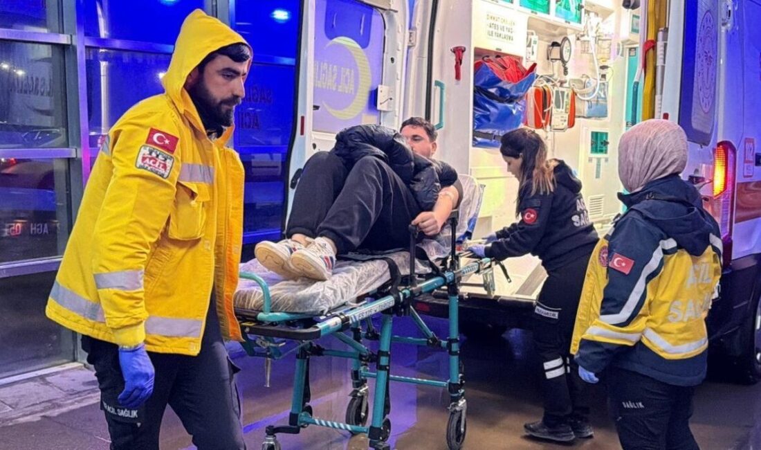 Adıyaman’da bir motosiklet ile bir otomobilin çarpıştığı kaza sonucunda bir