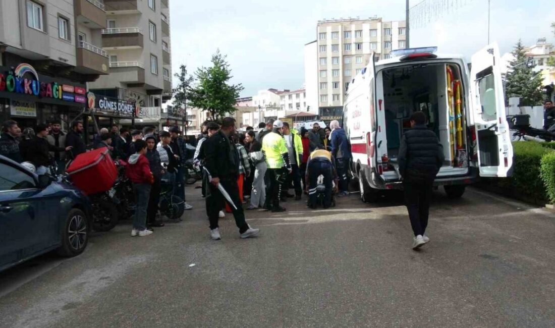 Kilis’te meydana gelen trafik kazasında bir motosikletin yayalara çarpmasıyla baba