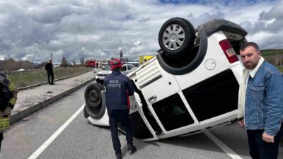 Muş’un Korkut ilçesinde meydana gelen trafik kazasında bir kişi yaralandı.