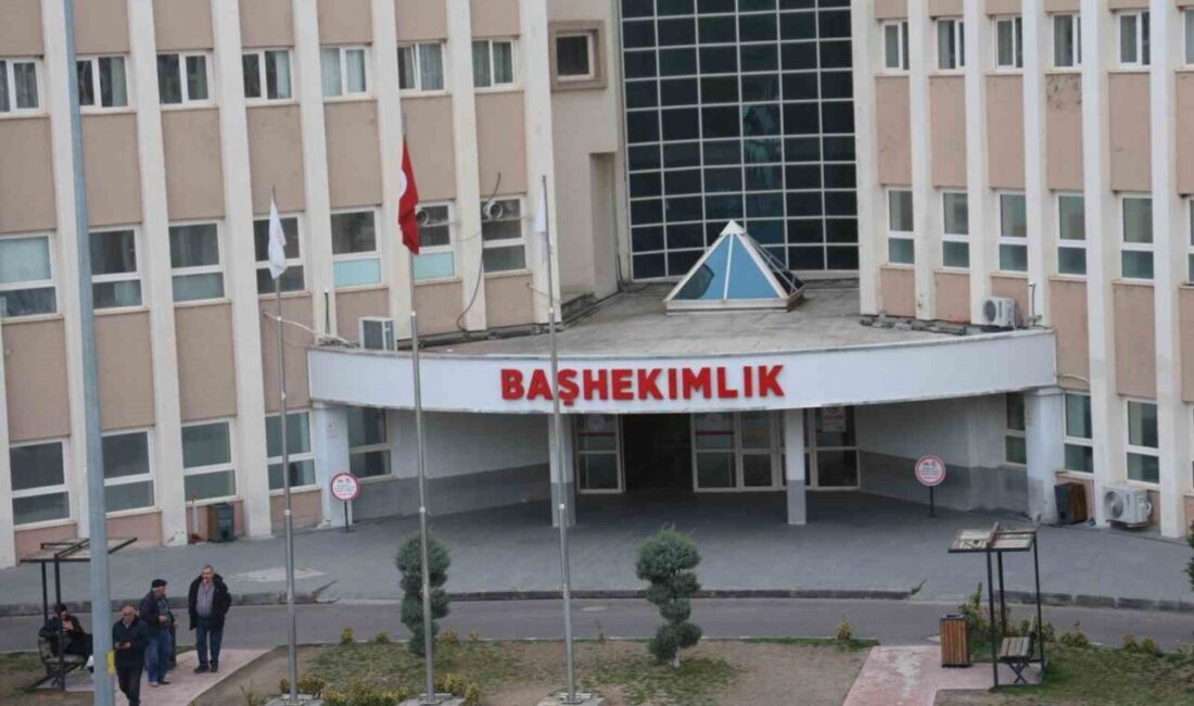 Nevşehir Devlet Hastanesi’nde tedavi gördüğü sırada sedyeden düşen genç, 1