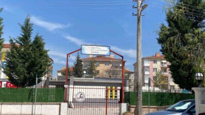 Eskişehir’de bulunan bir ortaokulun çevresinde şüpheli hareketlerde bulunduğu ihbar edilen