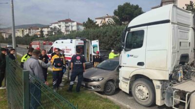 Orhangazi ilçesinde, bir kamyonun çarpması sonucu yaklaşık 50 metre sürüklenen