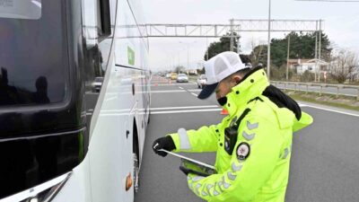 Ordu’da polis ekiplerince trafik kazalarını azaltmaya yönelik denetimler kapsamında son