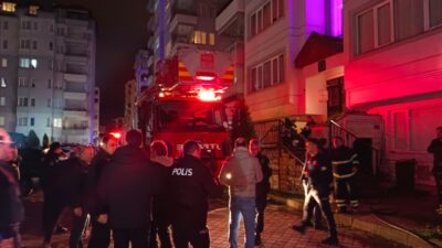 Ordu’nun Altınordu ilçesinde bir dairede çıkan yangında, 81 yaşındaki bir
