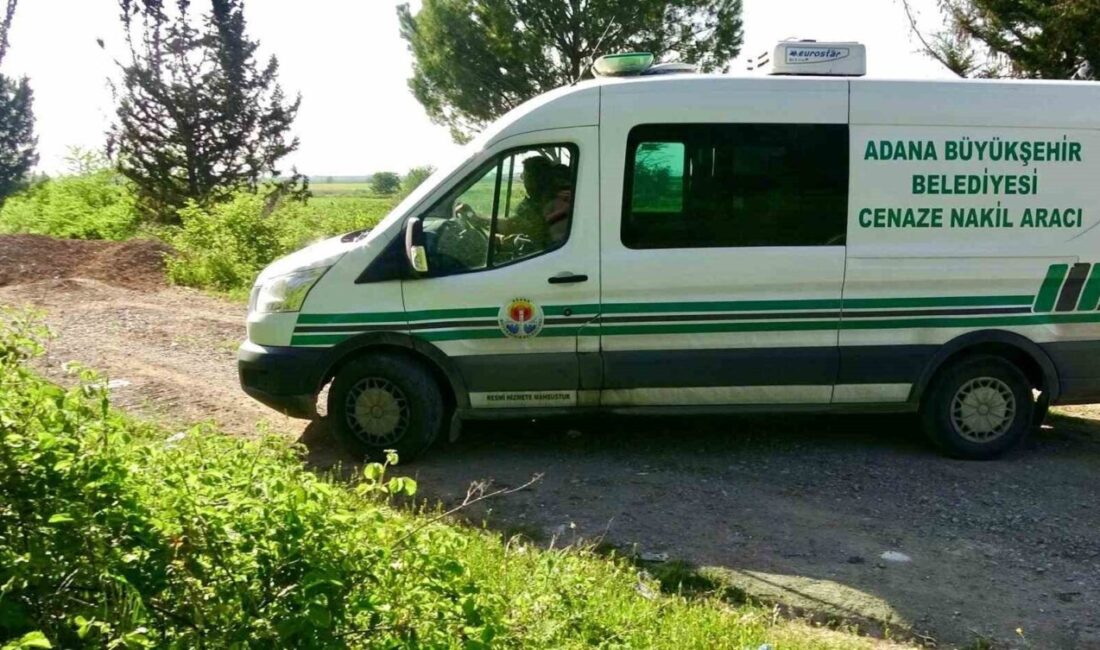 Adana’nın Ceyhan ilçesinde ormanlık alanda parçalanmış bir erkek cesedi bulundu.