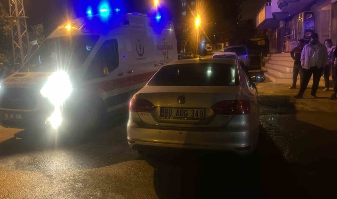 Osmaniye’nin Düziçi ilçesinde meydana gelen zincirleme trafik kazasında 3 araç