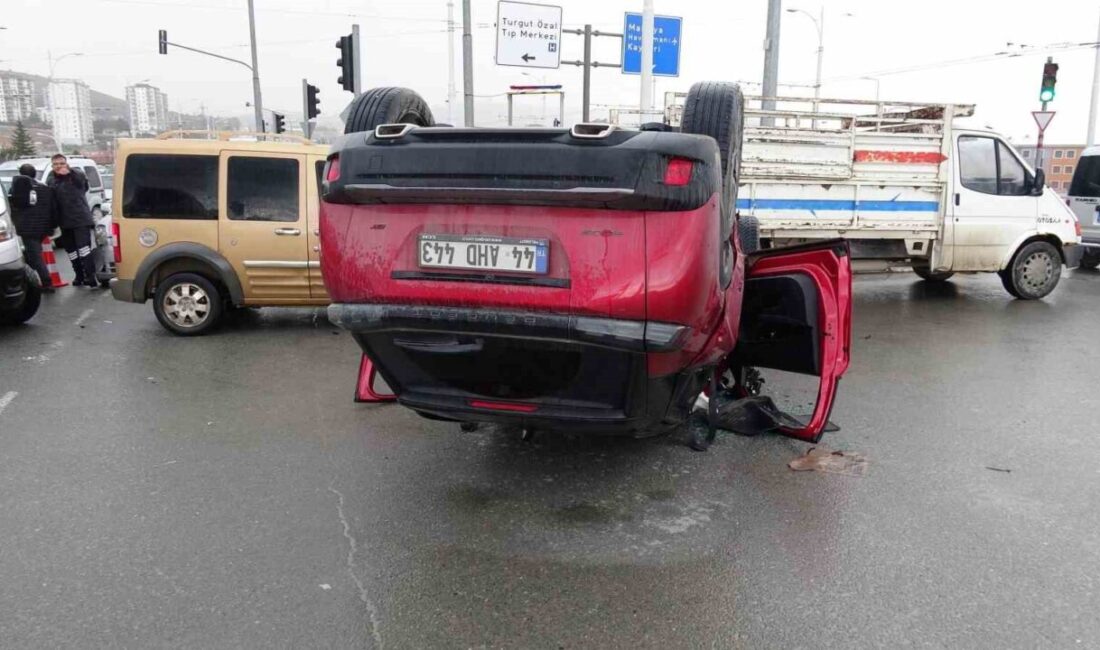 Malatya’da meydana gelen trafik kazasında otomobil ile çarpışan araç takla