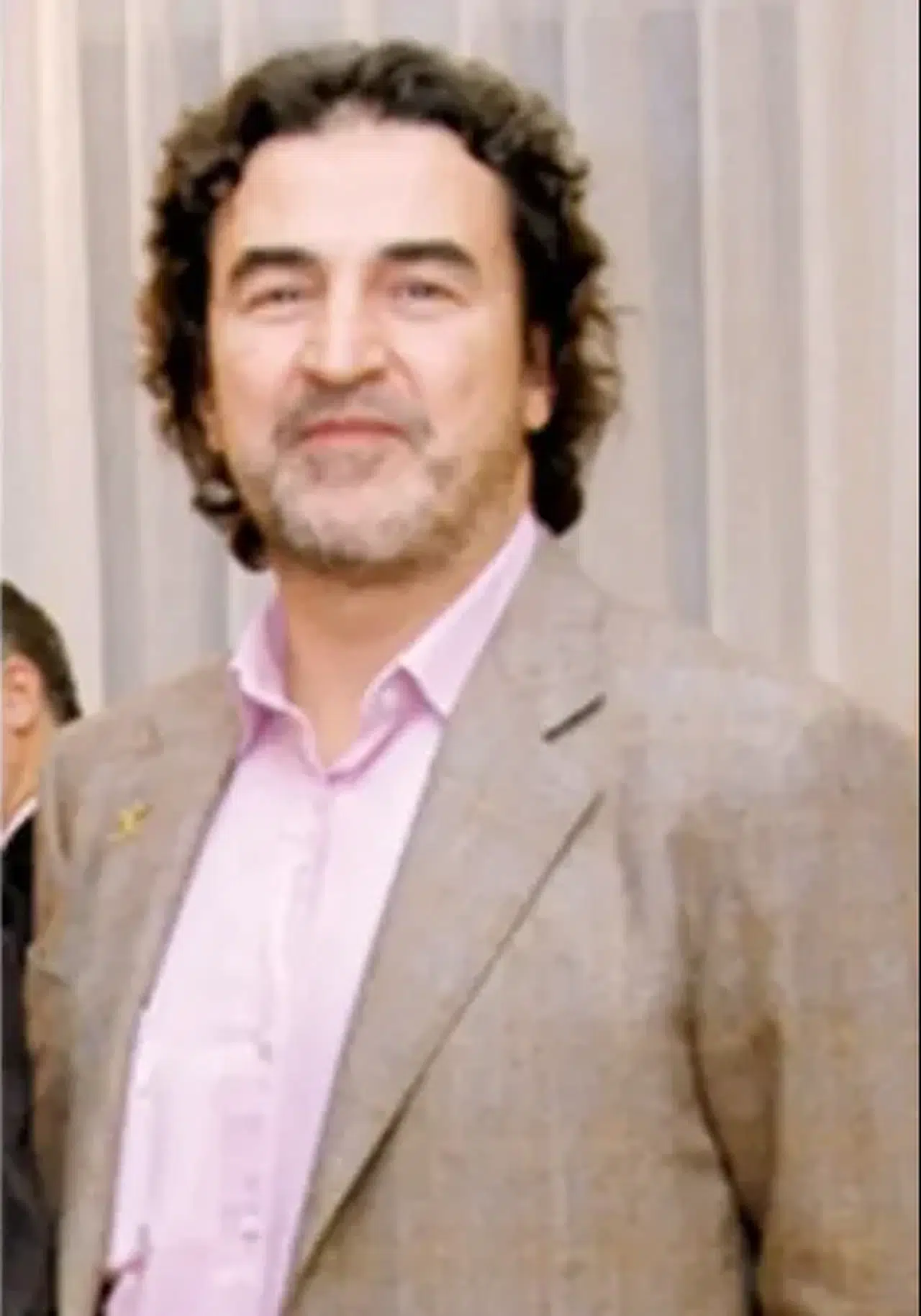 Öztürk Şerefoğlu kimdir, aslen nereli, oğulları kim, ne iş yapıyor? - Yeni  Birlik