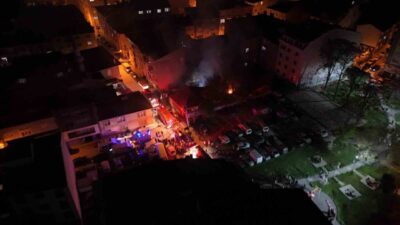 Eskişehir’de bir gecekondunun bahçesinden duyulan patlama seslerinin ardından çıkan yangın,