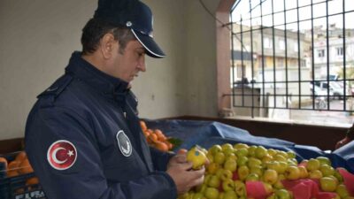 Şahinbey Belediyesi Zabıta Müdürlüğü ekipleri, halk sağlığını koruma amacıyla Akkent