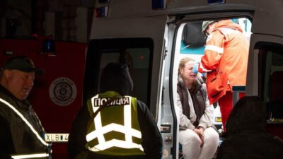 Rusya’nın Odessa’ya gece düzenlediği saldırıda, aralarında 2 çocuğun da bulunduğu