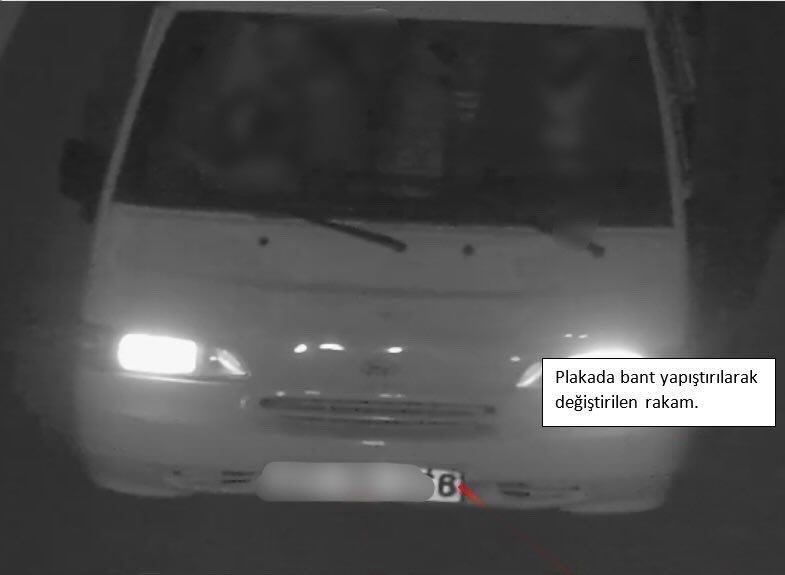 Kumluca, Antalya’da jandarma ekipleri tarafından yakalanan hırsızlık şüphelileri, 150 adet