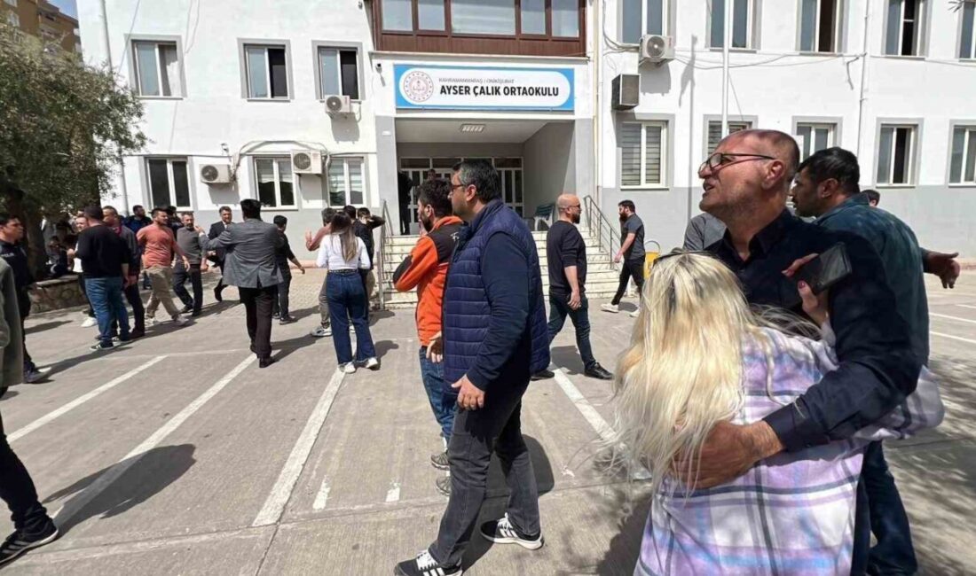 Kahramanmaraş’ta gerçekleşen silahlı saldırı sonrasında Ayser Çalık Ortaokulu’nun kapatılacağı duyuruldu.